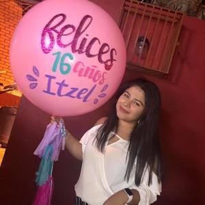 Meet your Posher, Itzel